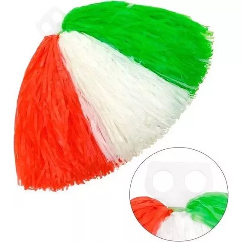 Zöld-fehér-piros pom-pom