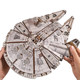 UGEARS Millennium Falcon™ modell