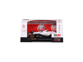 Bburago 1/43 F1 versenyautó - Red Bull RB21 Japan Livery/Verstappen sisakkal